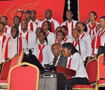 Birdsong_Christmas_Concert__2012__.focus-none.width-1400.JPG